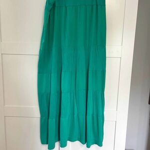 Elegant Green Maxi Skirt
